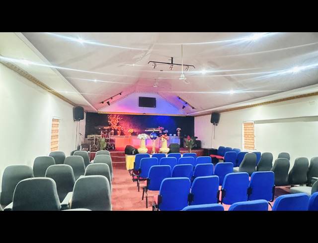 M² BUSINESS CENTRE FOR SALE IN WITBANK EXT 8